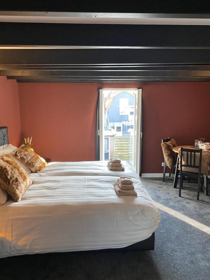 B&B With Or Without De Schuur Zierikzee Kültér fotó